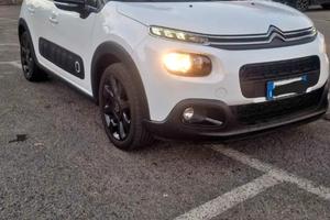 Citroen  C3 ha pompa di distribuzione da cambiare 