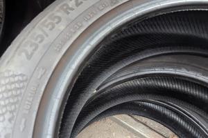 Gomme invernali 235/55 R20