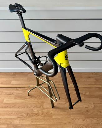 Telaio e manubrio Cannondale Systemsix
