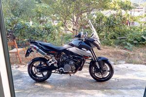 KTM 990 SMT Supermoto