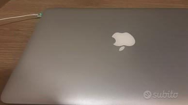 Apple Macbook Air