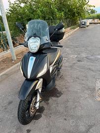 Piaggio Beverly 350 ST – 08/2016 – 32.000 km