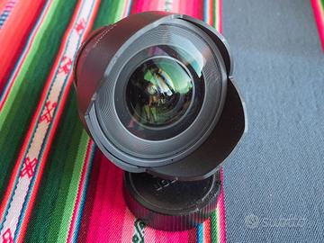 samyang 14mm f/2,8 MF con chip AE attacco nikon