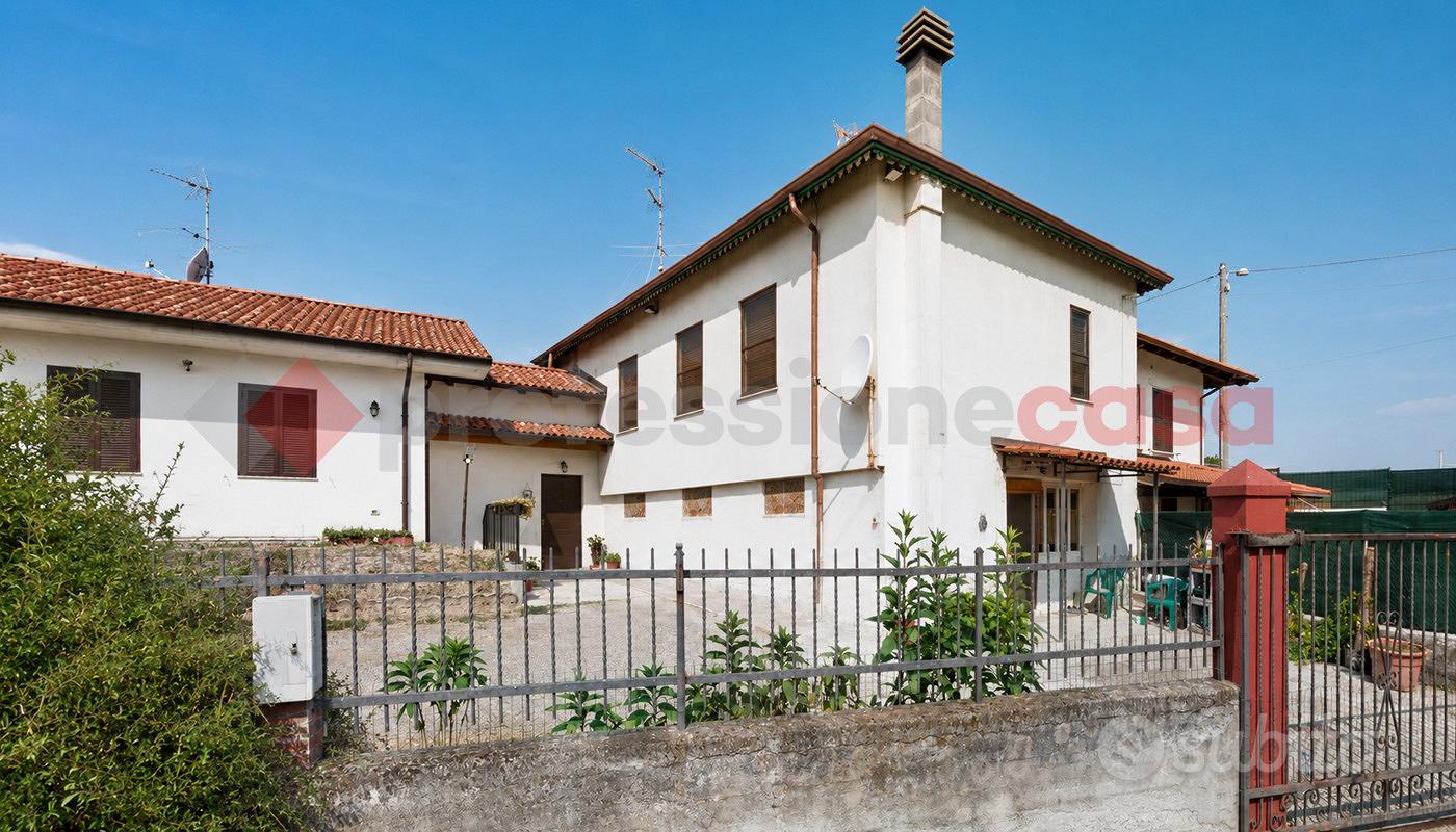 House in Tortona, Alessandria - Vista 2