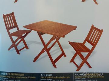 TAVOLO E SEDIE DA GIARDINO IN LEGNO