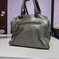 Pochette Guess Verde in Velluto - Logo G Dorato