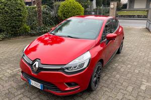 Renault Clio 4 - 1.2 120 cv