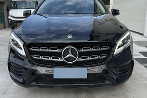 Mercedes-benz GLA 220