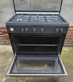 Cucina GAS TECNOGAS Nera 5 Fuochi e Forno Acciaio
