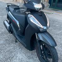 Honda SH 300 ABS BlackEdition