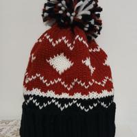 Berretto invernale pon pon 