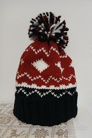 Berretto invernale pon pon 