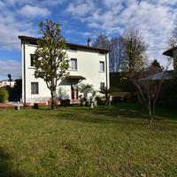 VILLA SINGOLA A CASTIGLIONE DELLE STIVIERE