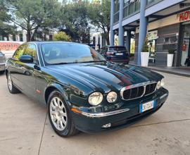 Jaguar XJ6 3.0 V6 cat 235CV A.S.I.