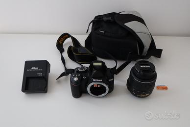 Nikon D3100 + 18-55 VR + SD 16GB + Custodia