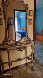 Consolle con specchiera e putto