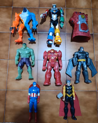 lotto composto da  N8  Avenger ecc