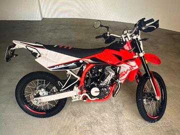 SWM 125 R