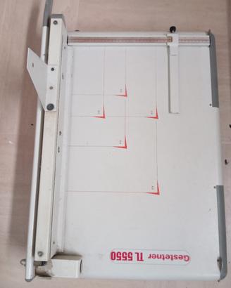 Taglierina per carta e foto 