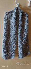 Sciarpa di lana fatta a mano, uncinetto