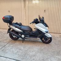 Yamaha T Max - 2005