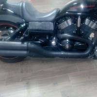 Vance & Hines Widow per V Rod