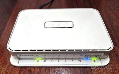 Router Netgear WNR2200 N300 Wireless