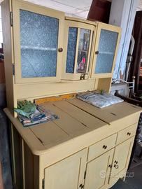 credenza antica pezzo storico