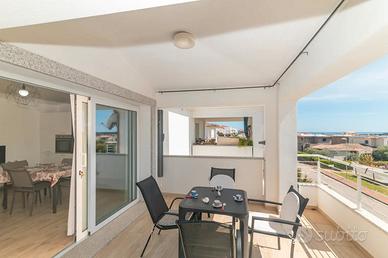 Trilocale nuovo al centro vista mare