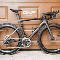 S-WORKS VENGE DISC RED AXS ⚫ 54/M ⚫