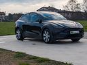 tesla-model-y-rwd-2024