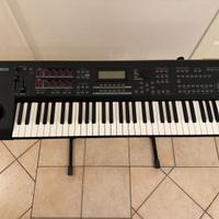 Yamaha MOX6