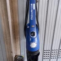 Aspirapolvere Rowenta potenza regolabile.