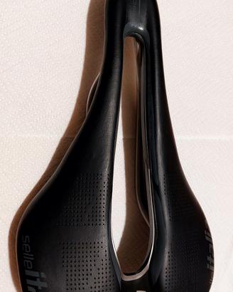  Sella Italia SLR Boost Gravel Superflow nera