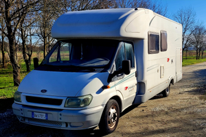 Camper Roller Team Garage P Semintegrale