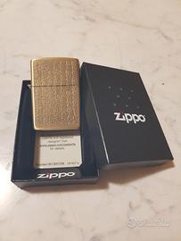 ZIPPO Heart Sutra (Hannya Shingyo) Placcato Oro