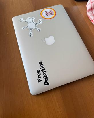 Macbook Air 13” (2015) Intel i7, RAM 8GB, SSD 256