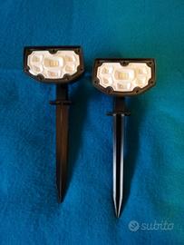 2 Faretti led solari LUTOM 12 Led.