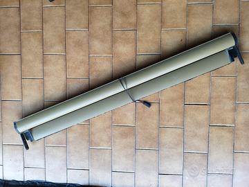 Zanzariera verticale per finestra