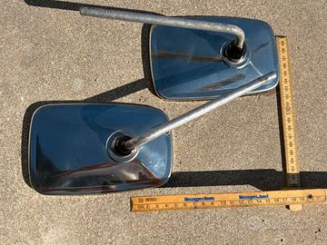 Specchietti retrovisori esterni vintage auto