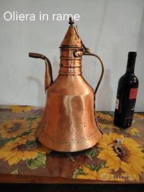 Oliera in rame 