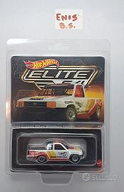 Hot wheels elite 64 Toyota hilux 