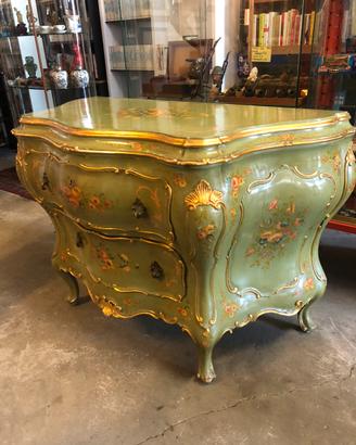 Como’ con specchio stile veneziano