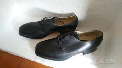 Scarpe Uomo vera pelle nere n.42 vintage con lacci