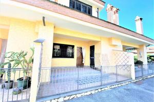 PORZIONE DI TRIFAMILIARE A GUIDONIA MONTECELIO