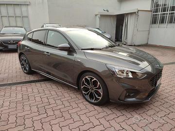 Ford Focus 1.0 ST Line X Ecoboost Mild Hybrid 155c
