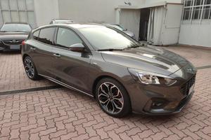 Ford Focus 1.0 ST Line X Ecoboost Mild Hybrid 155c