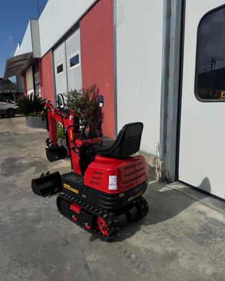 Miniescavatore 600 kg benzina in promozione