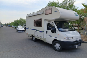 Camper MC Louis 6 posti viaggio
