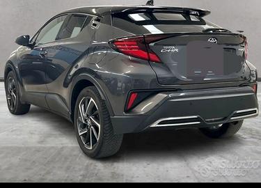 toyota chr hybrid 2.0